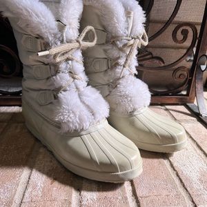Sorel Fleece White Winter Boots